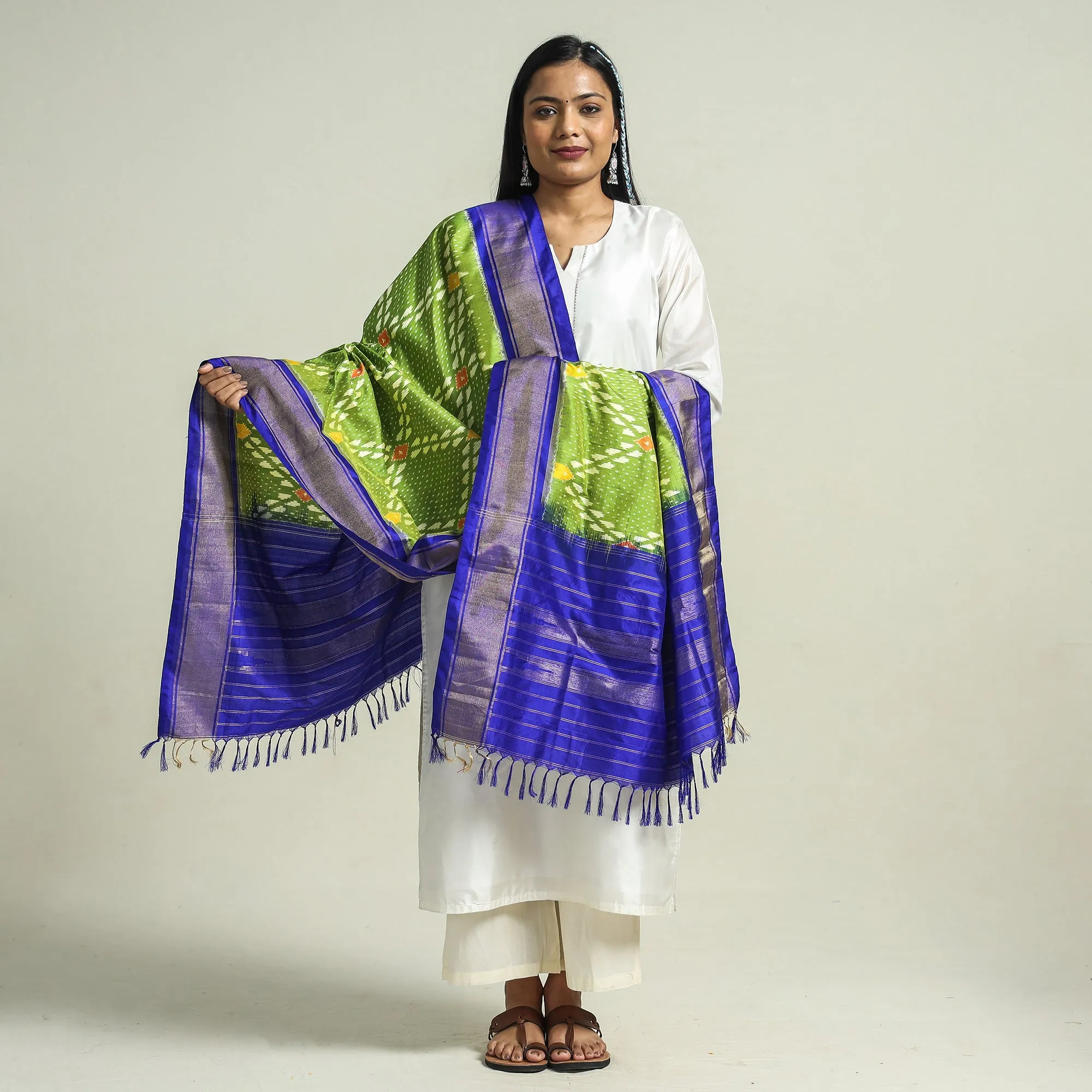 Green - Handwoven Pochampally Ikat Pure Mulberry Silk Dupatta with Zari Border